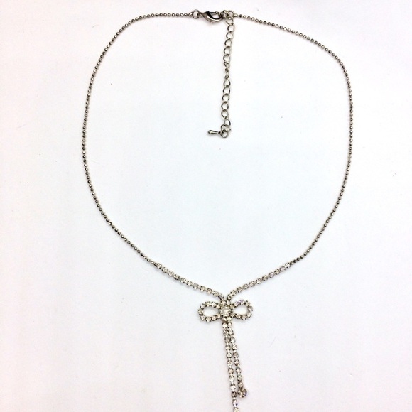 3/$30 BOW RIBBON RHINESTONE SILVER TONE DAINTY NECKLACE - Picture 6 of 10